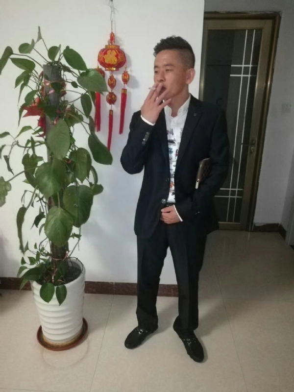 男人三十而立的第二张照片--兰州相亲服务中心