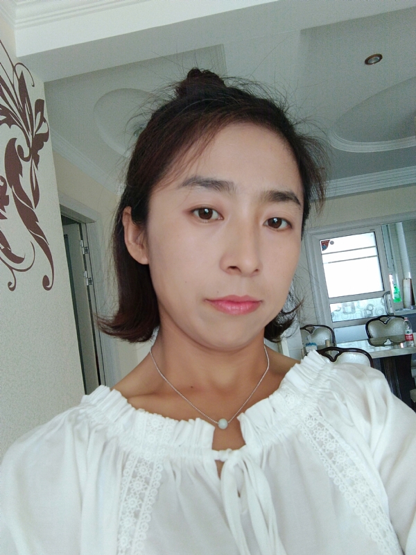 柠檬的第一张照片--兰州相亲服务中心