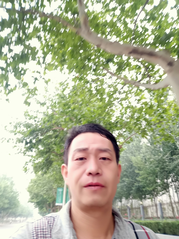 阳光的第一张照片--兰州相亲服务中心