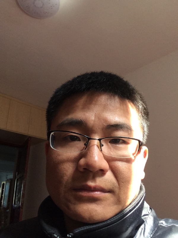 余浩浩的第一张照片--兰州相亲服务中心