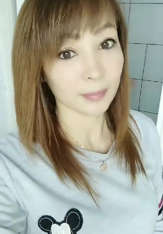 魅力白玲的第一张照片--兰州相亲服务中心