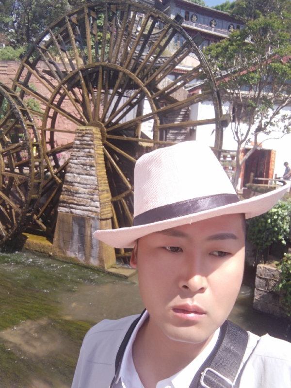 曲靖相亲的第一张照片--兰州相亲服务中心
