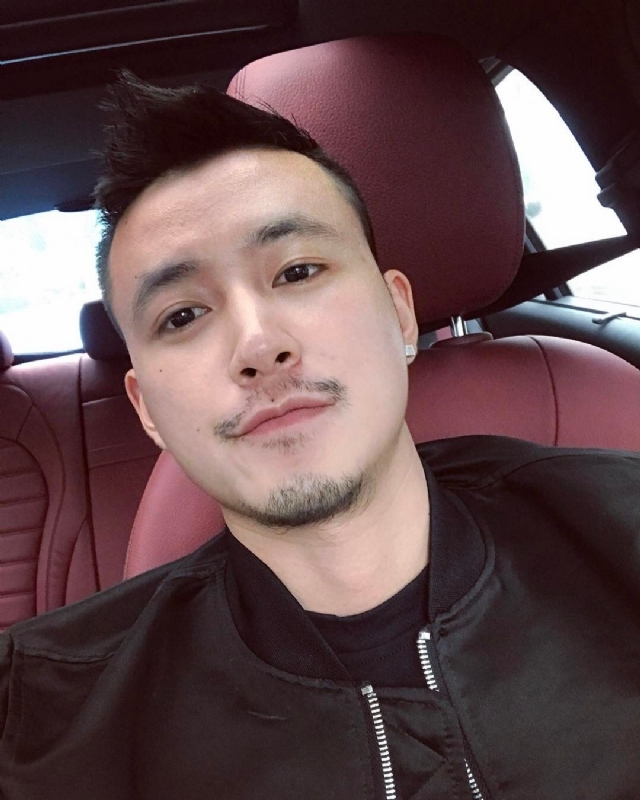 隆刘的第一张照片--兰州相亲服务中心