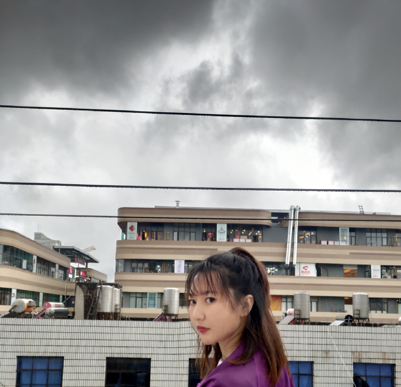 李家小姐的第一张照片--兰州相亲服务中心