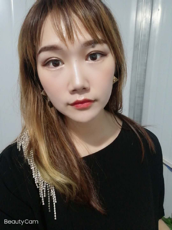 艾薇的第四张照片--兰州相亲服务中心