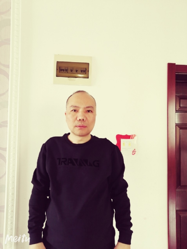 酒香四溢的第一张照片--兰州相亲服务中心