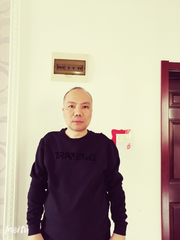 酒香四溢的第四张照片--兰州相亲服务中心