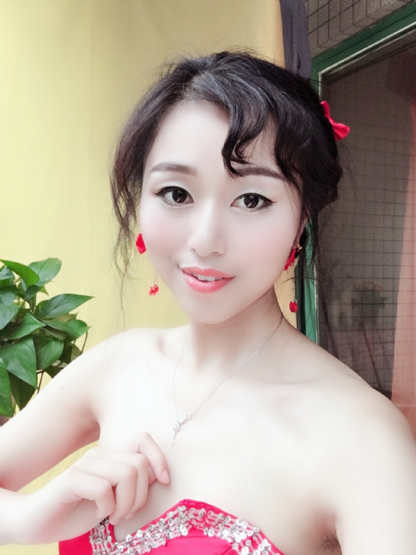 薇薇的第一张照片--兰州相亲服务中心