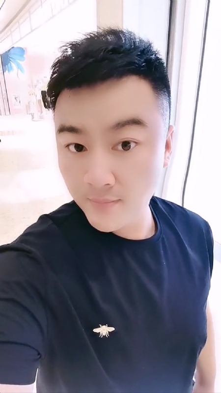 微风徐徐的第二张照片--兰州相亲服务中心