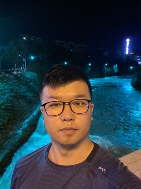 你在哪里的第一张照片--兰州相亲服务中心