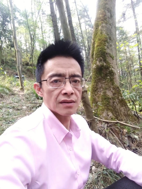 吴彬的第一张照片--兰州相亲服务中心