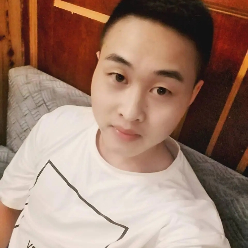 娃娃脸小爸爸的第二张照片--兰州相亲服务中心