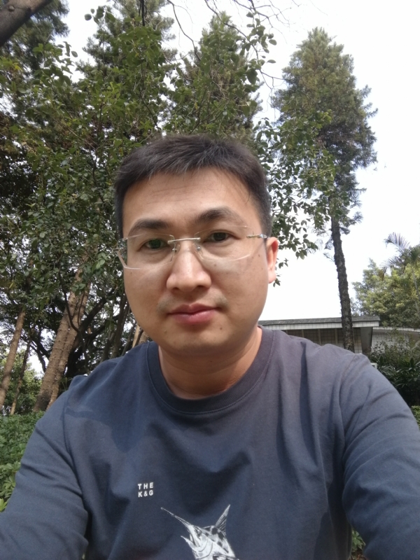 不如随风的第二张照片--兰州相亲服务中心