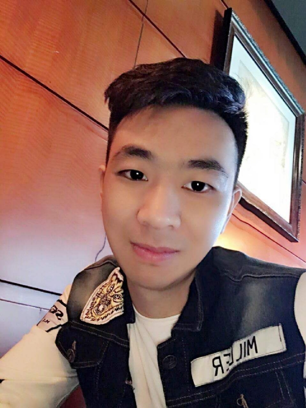 滞后的微笑的第三张照片--兰州相亲服务中心