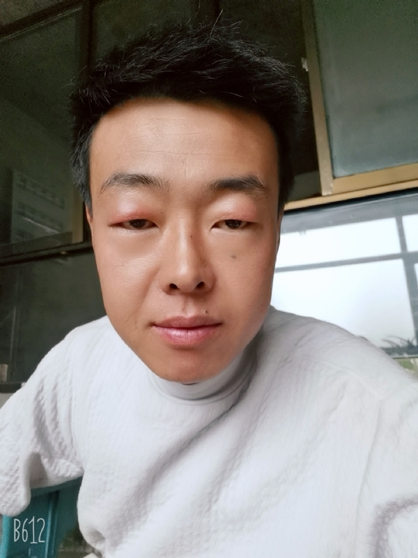 缺爱80后的第一张照片--兰州相亲服务中心