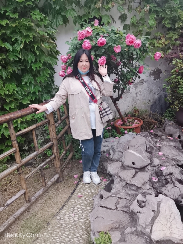 乖乖一女的第三张照片--兰州相亲服务中心