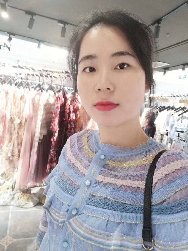 团笑的第一张照片--兰州相亲服务中心