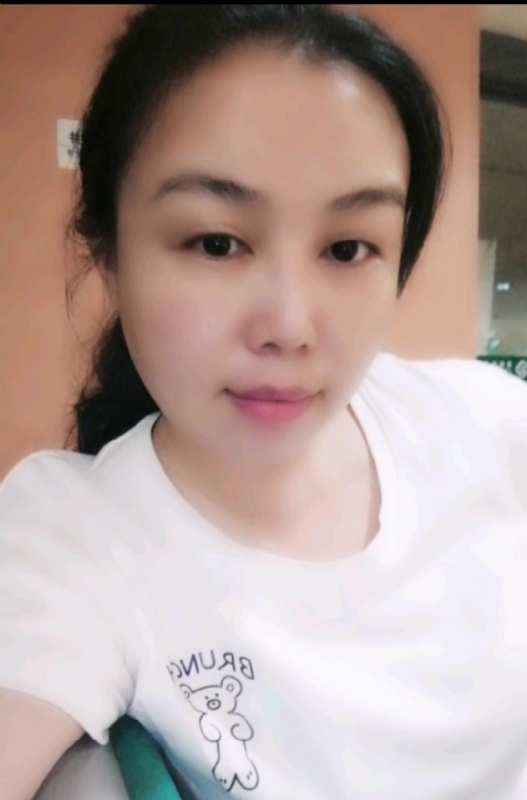 淡淡的云的第二张照片--兰州相亲服务中心