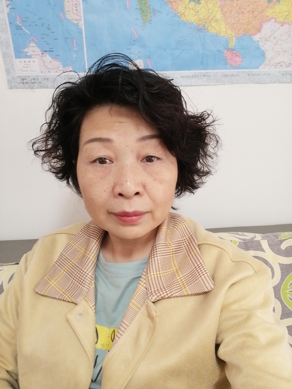 香水百合的第一张照片--兰州相亲服务中心