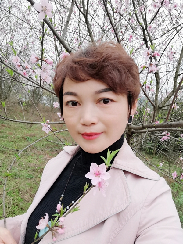 转角遇到你的第一张照片--兰州相亲服务中心
