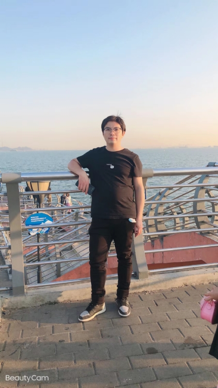 陆迅的第二张照片--兰州相亲服务中心