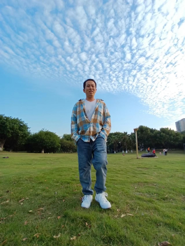 曹先生的第三张照片--兰州相亲服务中心