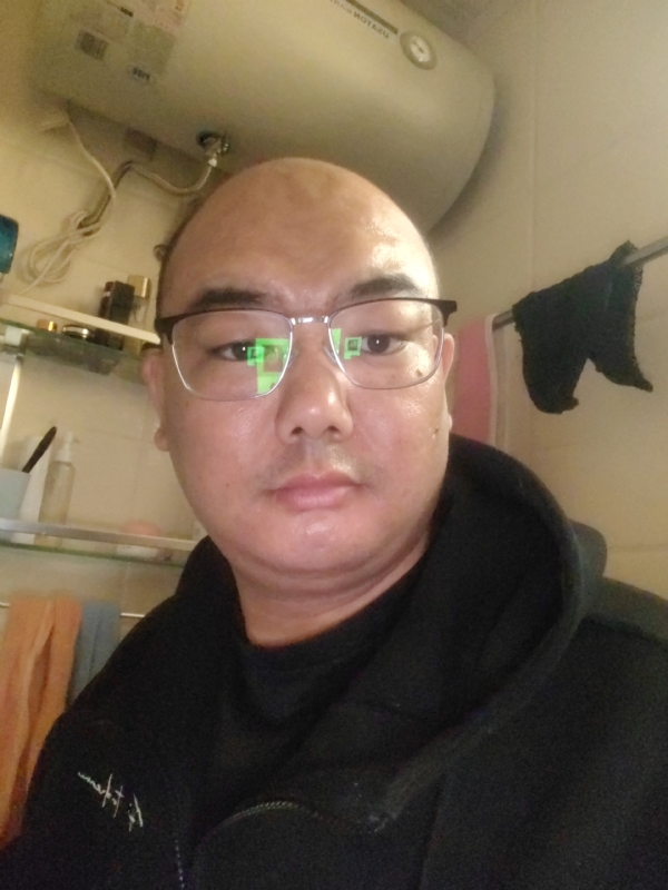 小胖子的第一张照片--兰州相亲服务中心