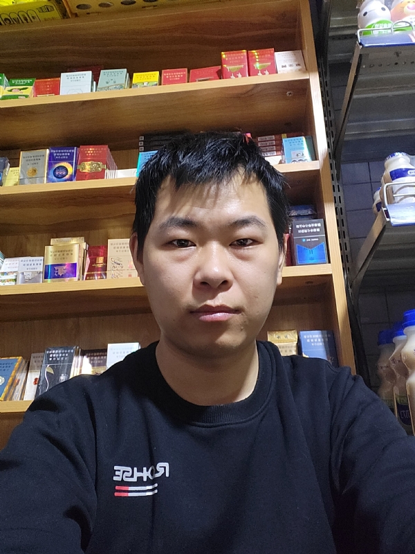 路途中的暖风的第一张照片--兰州相亲服务中心