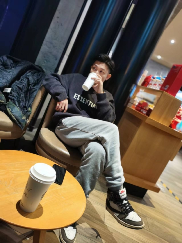 LAZY的第一张照片--兰州相亲服务中心
