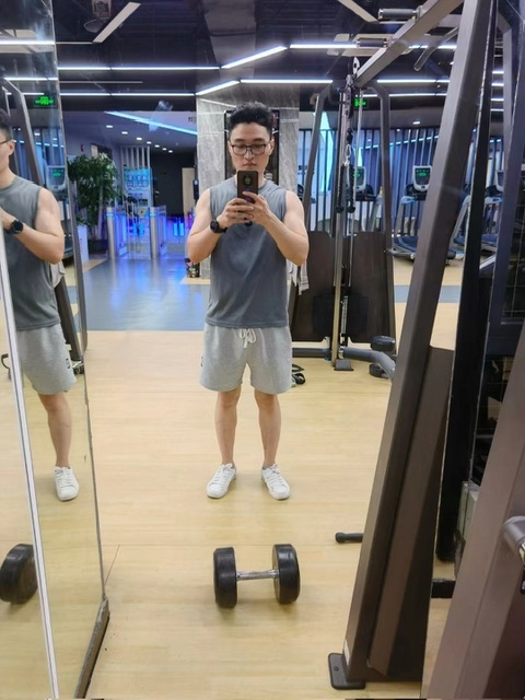 超哥的第二张照片--兰州相亲服务中心