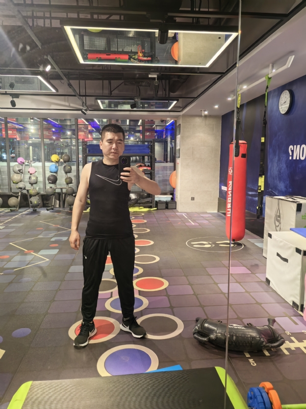 哈哈哈哈哈的第一张照片--兰州相亲服务中心