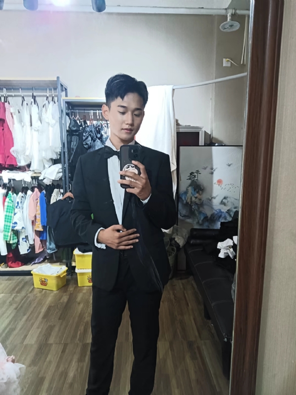 李梓宇的第一张照片--兰州相亲服务中心