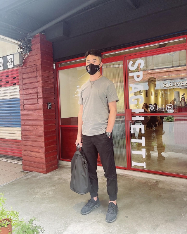 酒商安迪的第一张照片--兰州相亲服务中心