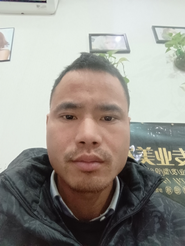 liuliyong的第一张照片--兰州相亲服务中心