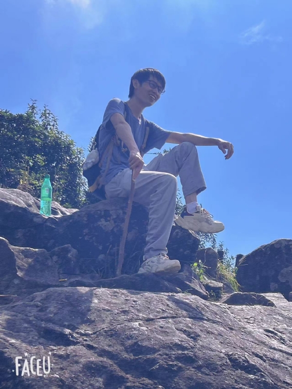 落叶之秋的第一张照片--兰州相亲服务中心