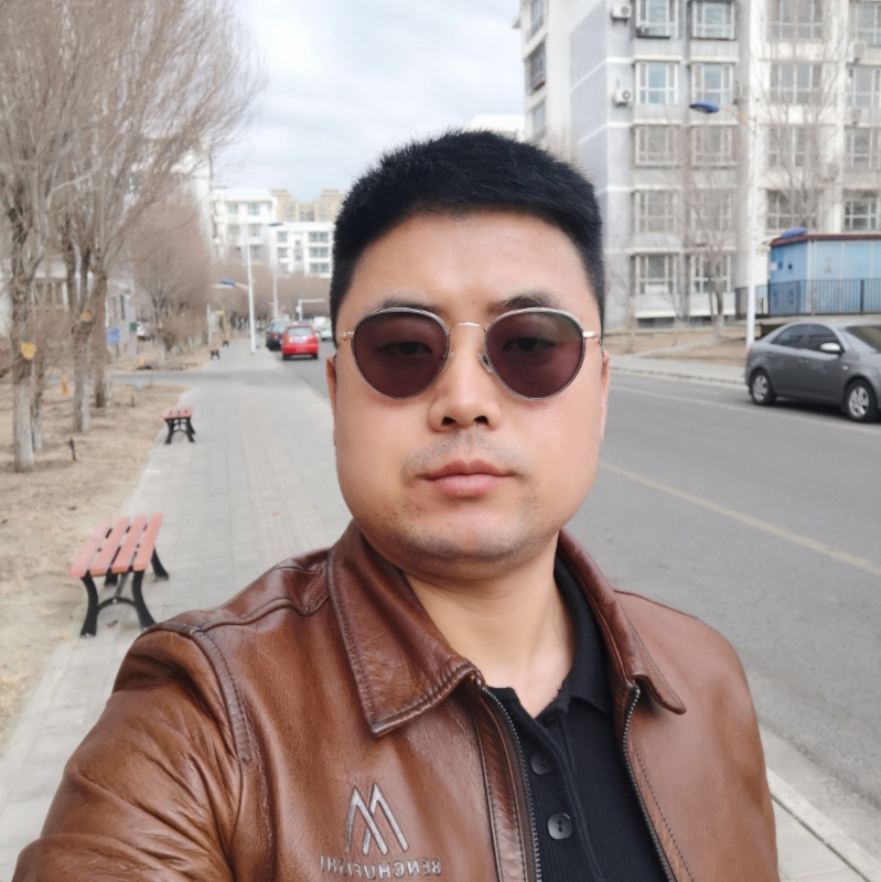 月下听风的第一张照片--兰州相亲服务中心