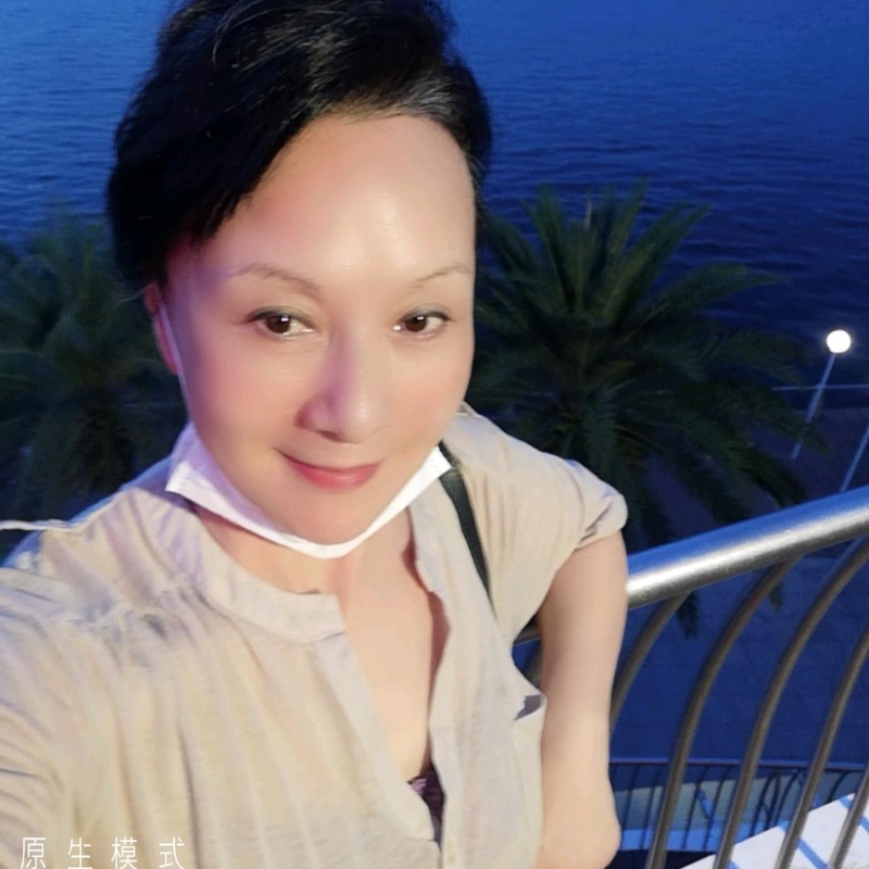 hong的第一张照片--兰州相亲服务中心