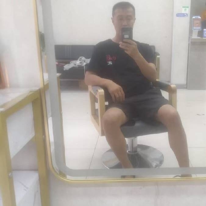 闫杰的第一张照片--兰州相亲服务中心
