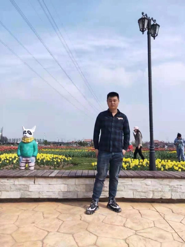 海阔天空的第一张照片--兰州相亲服务中心
