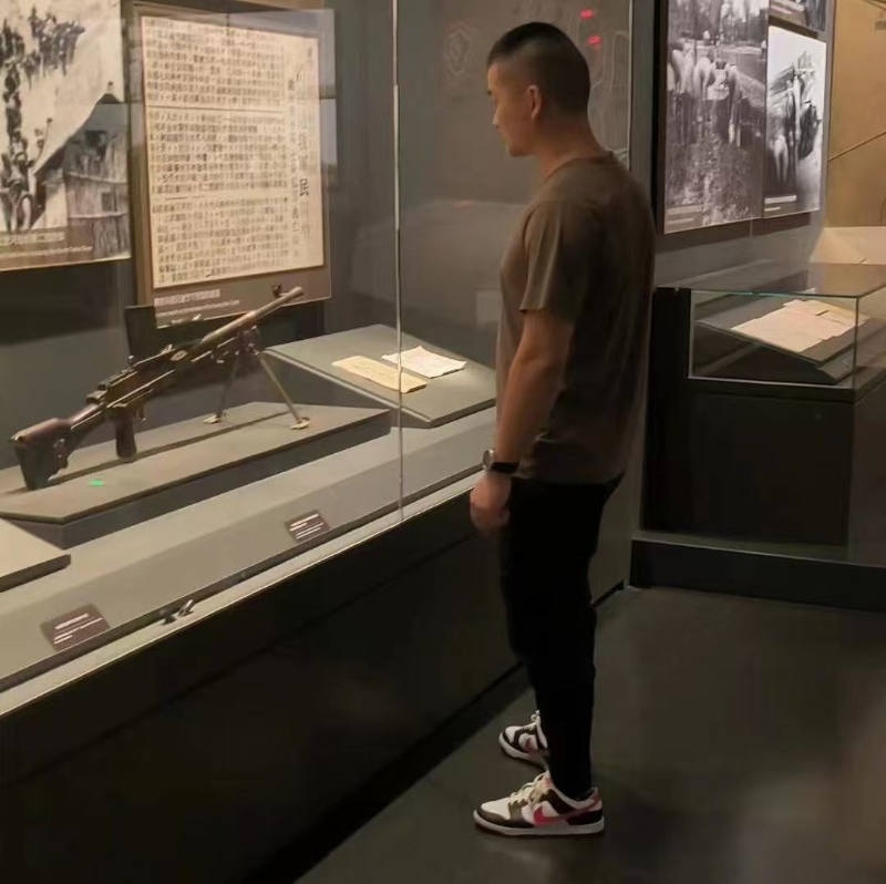 霸气的第一张照片--兰州相亲服务中心