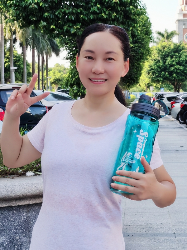 艳阳天的第三张照片--兰州相亲服务中心