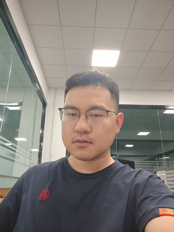 雨落浅响的第一张照片--兰州相亲服务中心
