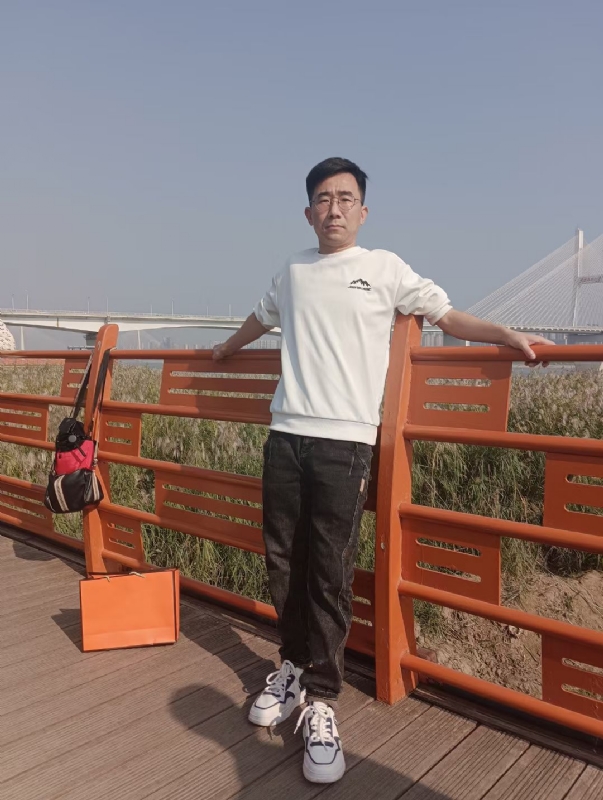 黑白的第一张照片--兰州相亲服务中心
